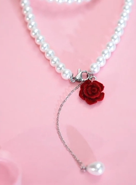 旭平时尚仿珍珠流苏植绒红色玫瑰项链锁骨链