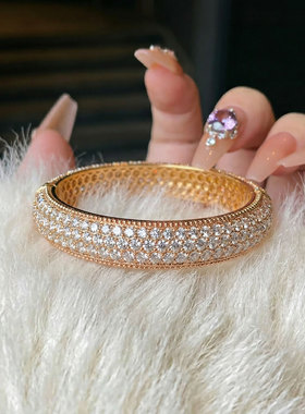 旭平【圆满】满镶人造石时尚气质轻奢重工卡扣手镯