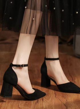 气质高跟鞋绒面粗跟一字带搭扣通勤舒适百搭复古法式走秀
