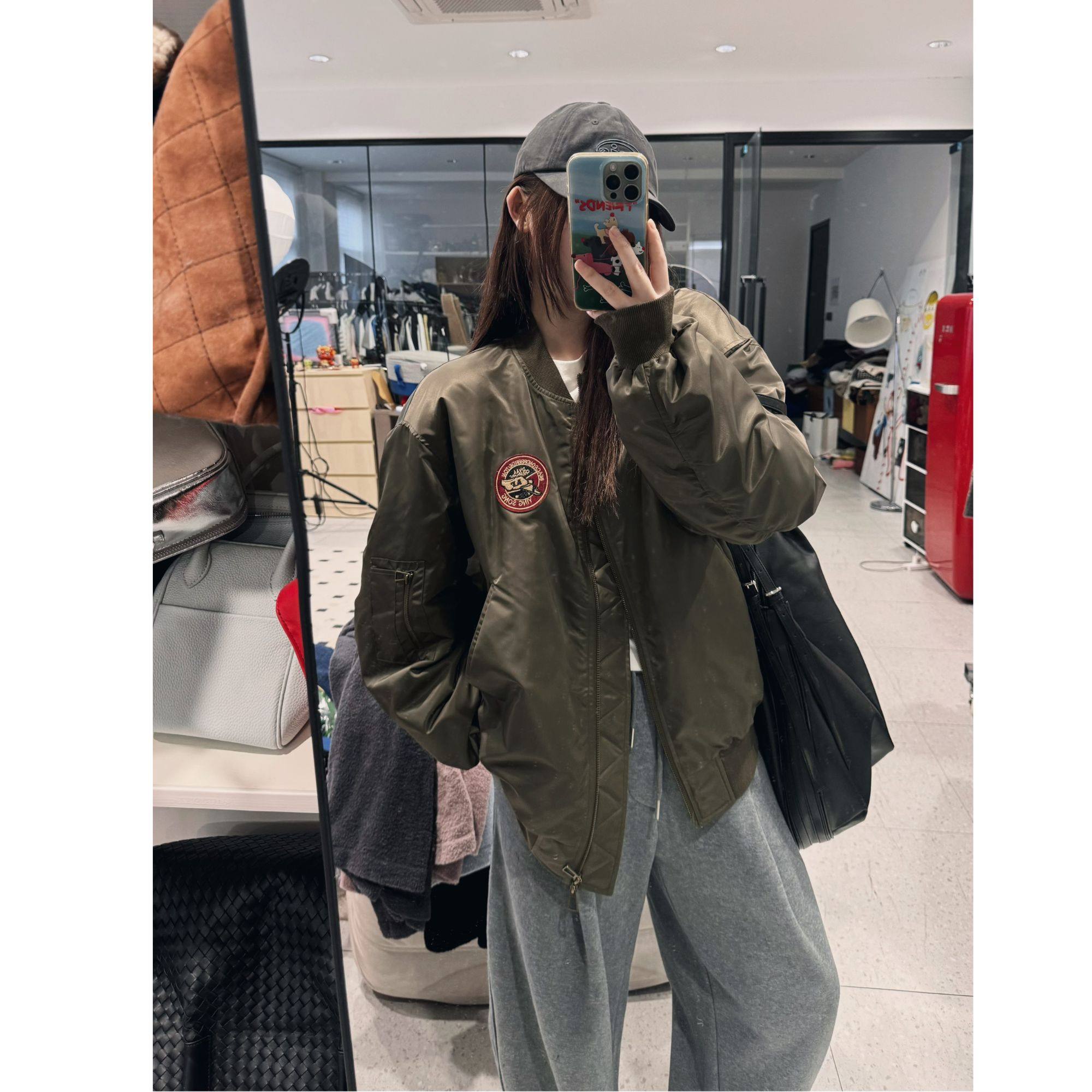 蕾蕾【飞行报告！】美式复古贴标刺绣棒球服羽绒外套秋冬时尚