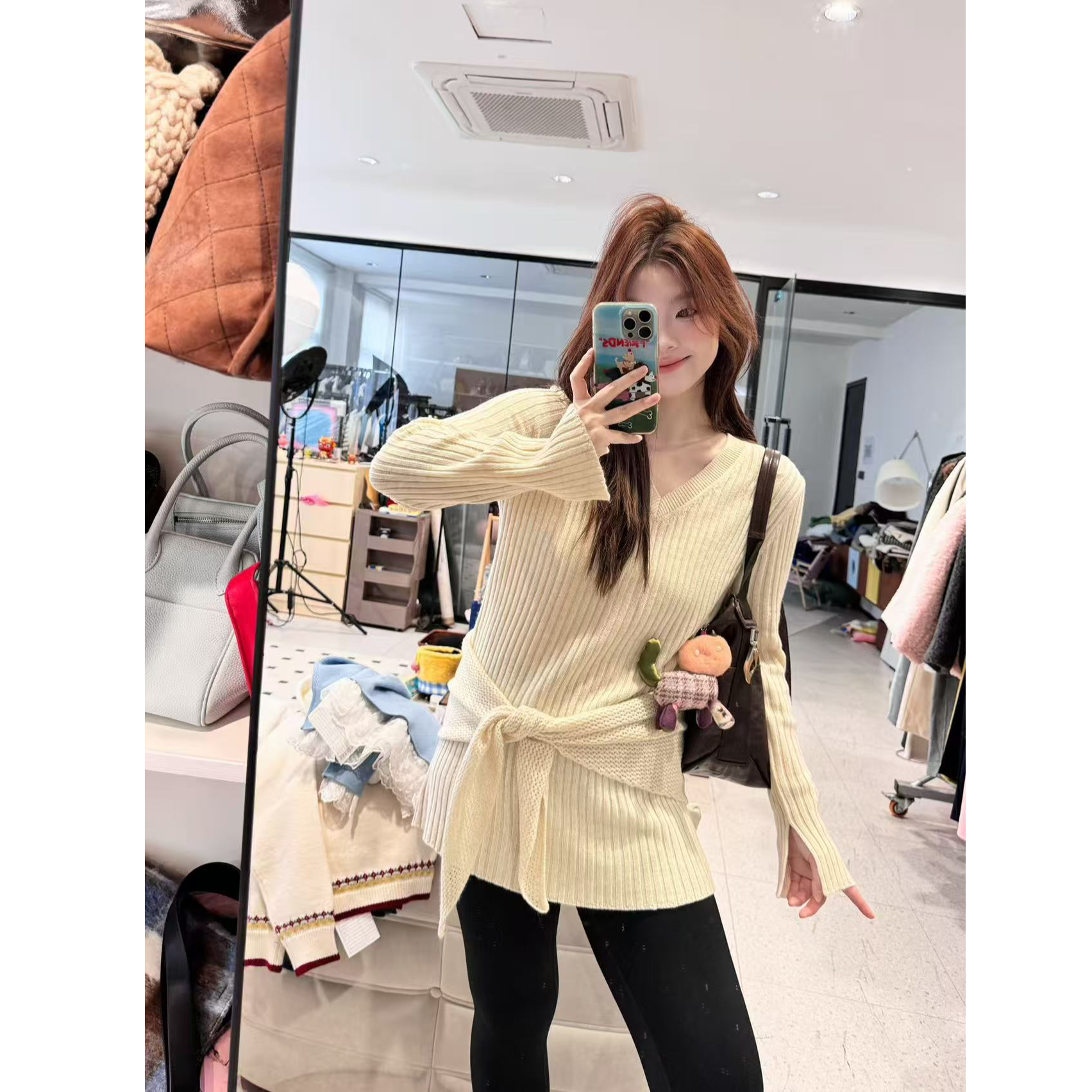 蕾蕾【淡人系！】韩系竖坑条V领长袖针织上衣+百搭可披肩三角巾