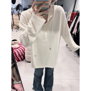 上衣 简约慵懒感纯色连帽针织套头小衫 蕾蕾 极简