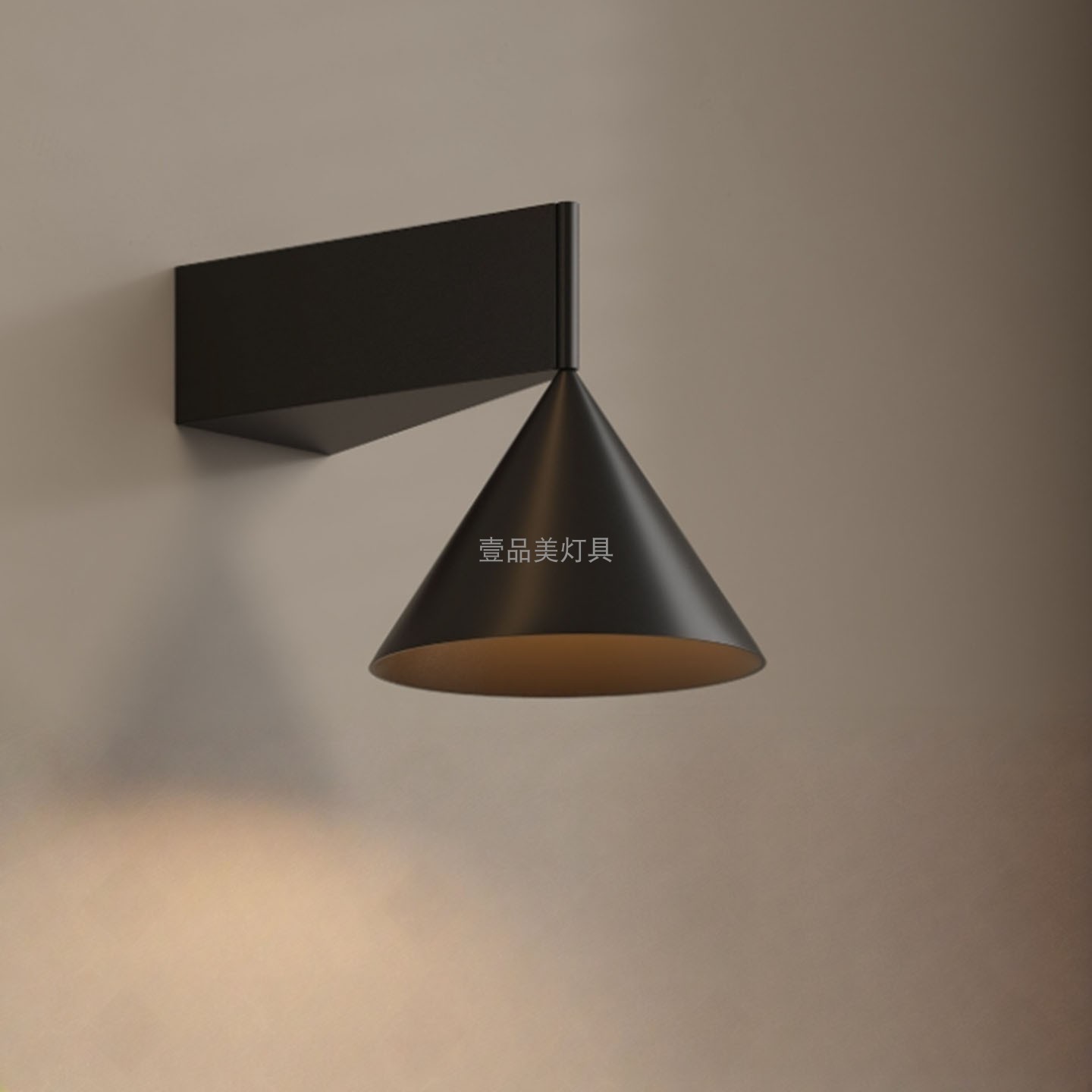 现代简约黑色壁灯户外防水led墙壁灯卧室护眼床头客厅过道锥形灯