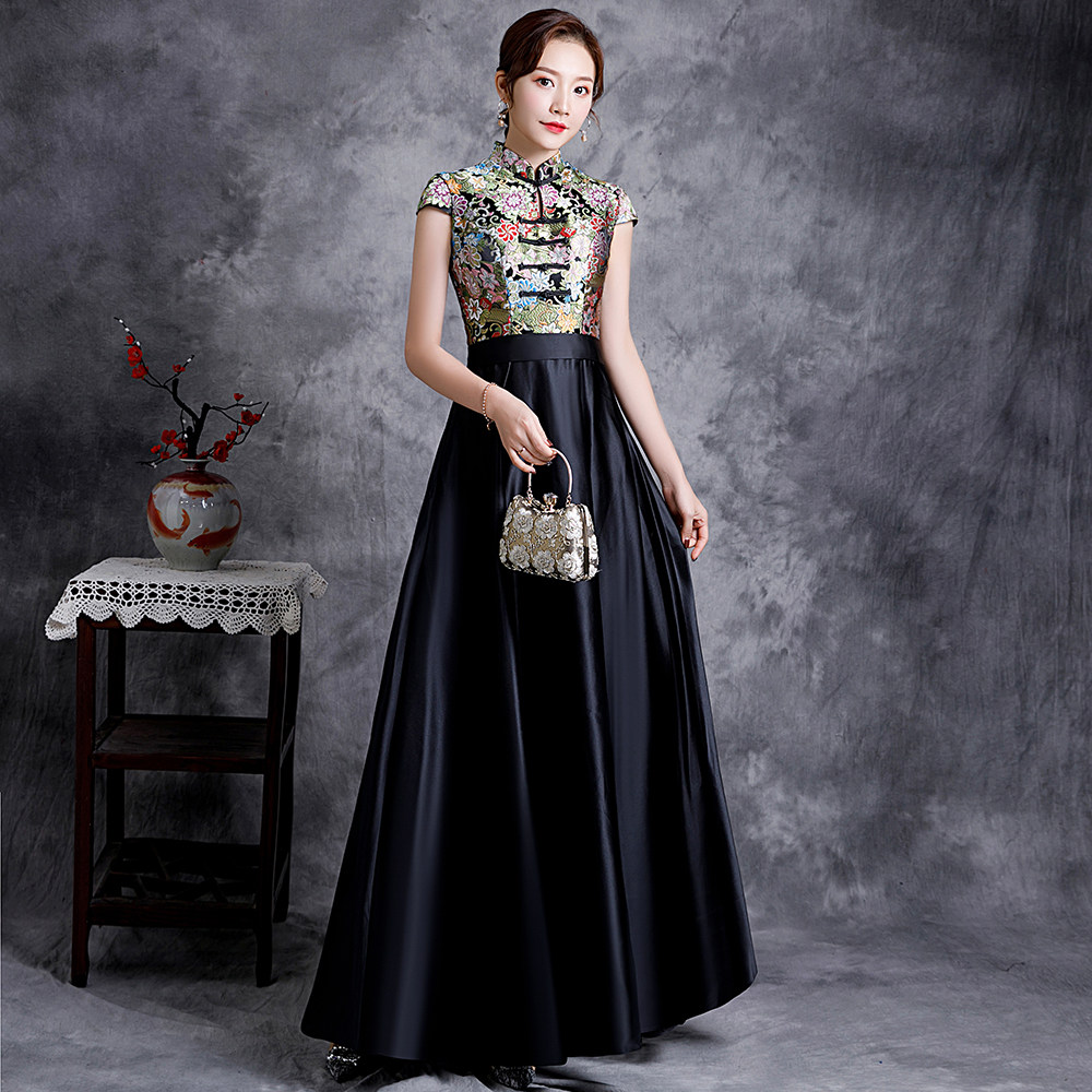 紫缘萱中国风式黑色晚礼服舞台表演出服长款气质宴会晚装显瘦酒会