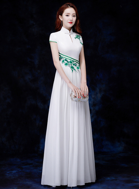 紫缘萱白色表演出服中式晚装合唱团队舞台模特走秀修身显瘦气质女