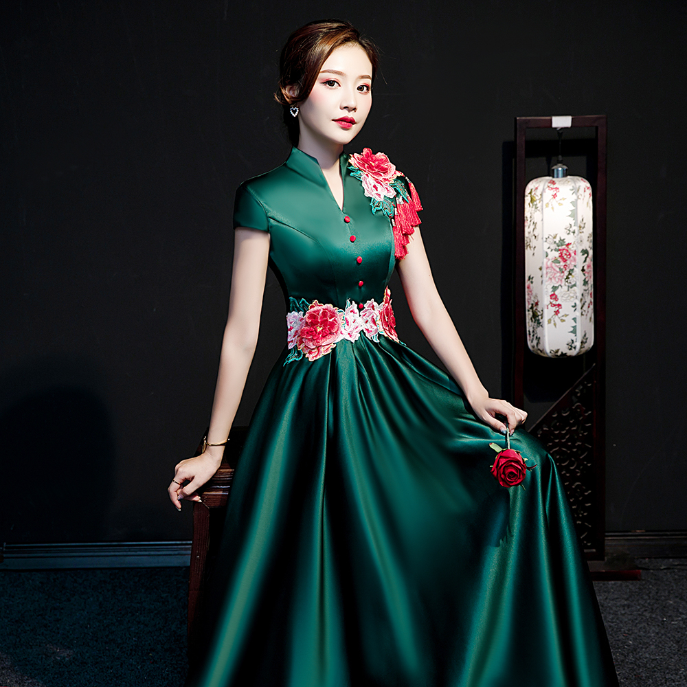 紫缘萱中式长款刺绣礼服年会晚装墨绿色模特走秀团体演出服合唱服,女装/女士精品,礼服/晚装,淘宝优惠券,粉丝福利购,淘宝优惠卷