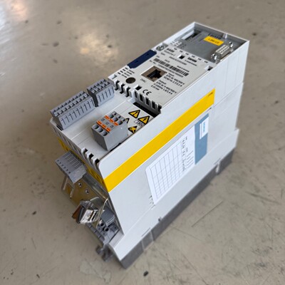 1x Lenze 8400 StateLine C E84AVSCE5514SB0 SW: 04.01