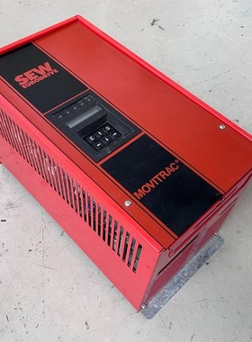 1x SEW EuroDrive MOVITRAC 3007-403-4-00 8256519 11kVA Umrich