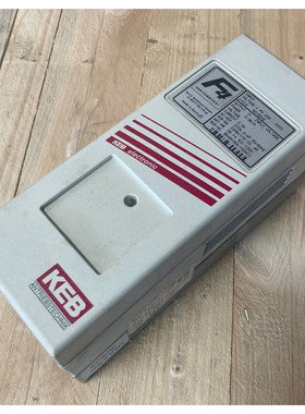 KEB Combivis F4 05.F4.SOC-1220 0,9kVA Frequenzumrichter Inve