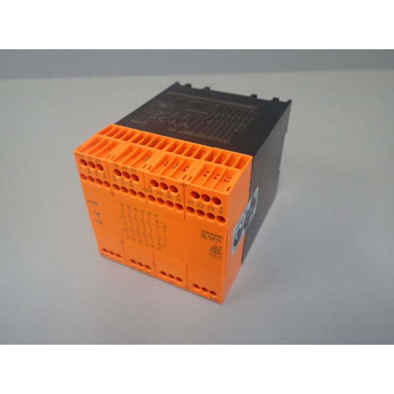 BL5931 - SAFEMASTER - BL5931 / Modulo Relè Di Sicurezza Use