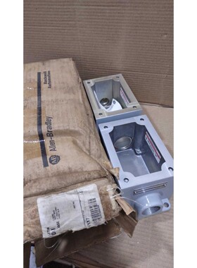Allen Bradley 800H-2HYX7 Ser X Mounting Body 2 Gang Vertical