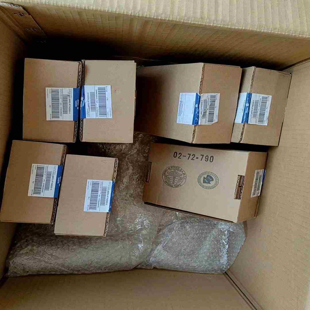 江森未拆封无线工业网关型号WRS-RTN0000-0议价