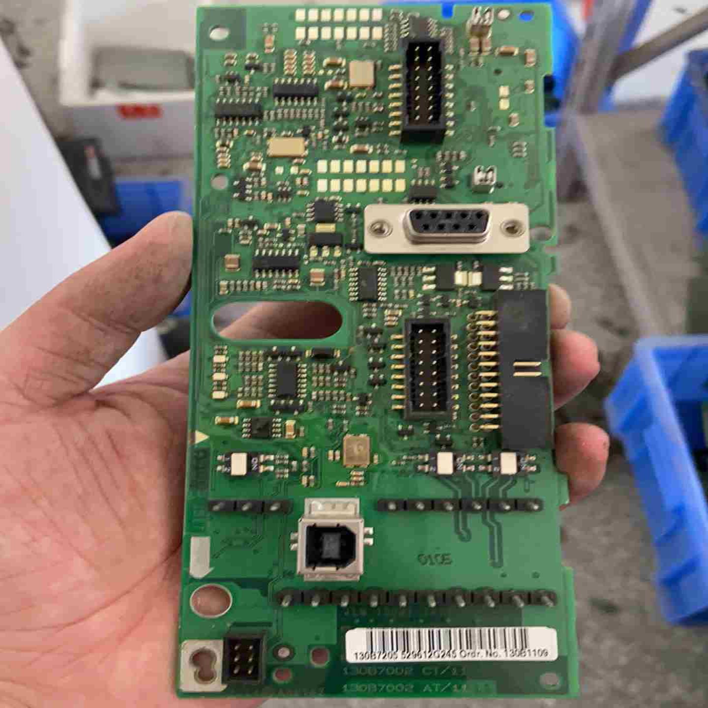 丹佛斯变频器主板130B7002 AT11议价