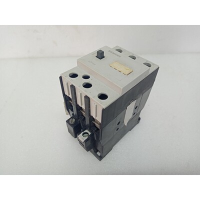 Siemens 3TF4422-0A Contactor 66A 600VAC