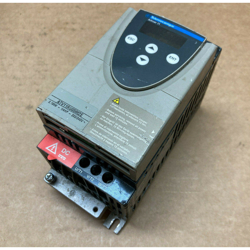 Telemecanique Schneider ATV11HU05M2E 0,18kW 240V Frequenzumr