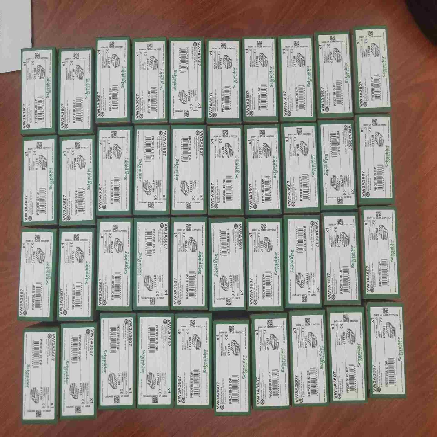 VW3A3424 VW3A3627 VW3A3607 VW3议价