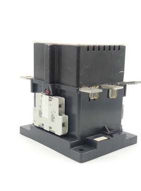 Siemens 3TF5122-0DB4 Leistungsschütz + Siemens Hilfsschalte