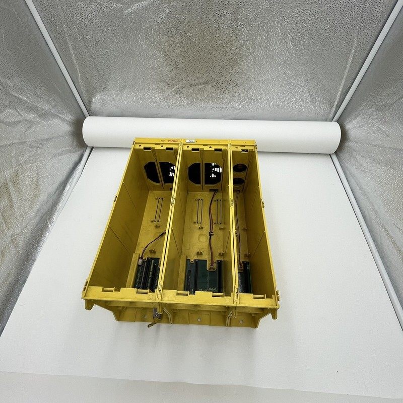 FANUC Back Plane 5 Slot Rack Type A05B-2316-C111 For Robot P