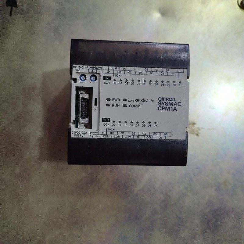 TESTED  OMRON CPM1A20CDRA  CPM1A 20CDR A