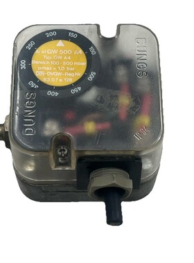 DUNGS GW A4 AIR PRESSURE SWITCH USED & WORKING VAT INCLUDED