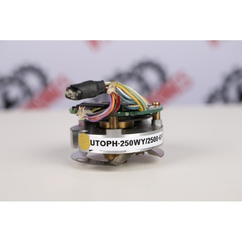 YASKAWA UTOPH-250WY/2500-6P (ENCODEUR) - Garantie 6 mois