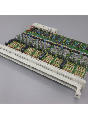 6ES54453AA12 - Siemens - 6ES5445-3AA12 / Digital Ausgang Mod