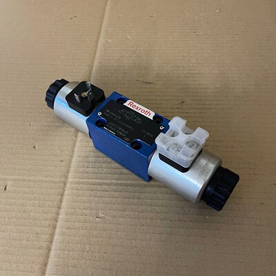 Rexroth 4 WE6J62/EG24N9K4 Wegeventil R900561288 Hydraulikven