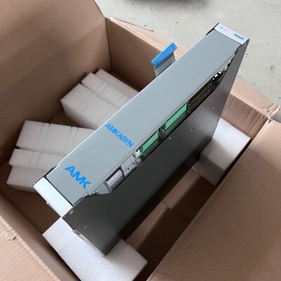 AMK AMKASYN AW 4/8-3 45621 01.10 Servo-Umrichter + LS AWAS-1