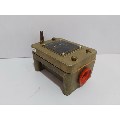 EATON CUTLER HAMMER 10316H2140 600V AC Máximo Piloto Deber