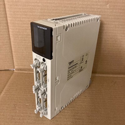 1x Schneider Electric Modicon Premium TSXDEY64D2K 64I 24VDC