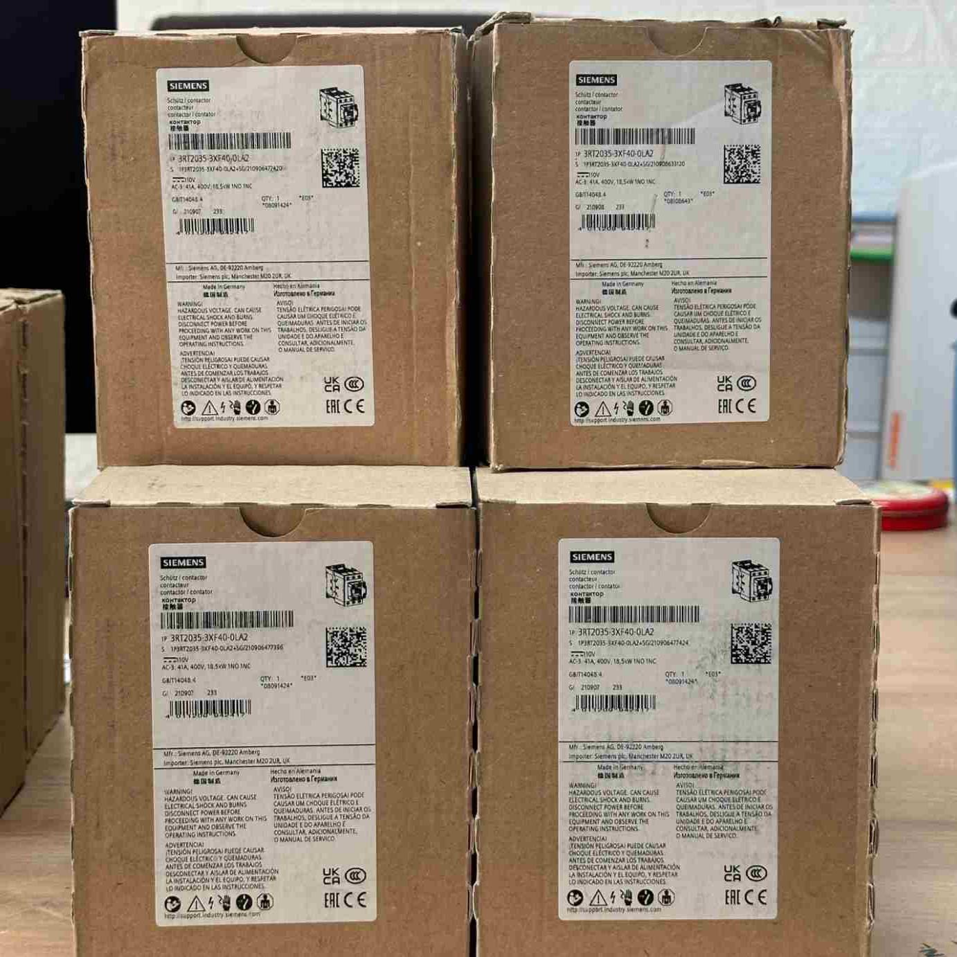 铁路专用接触器 3RT2035-3XF40-0LA2议价