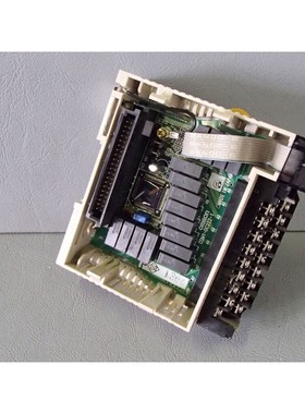 CQM1OC222 - OMRON - CQM1 - OC222 / CARTE DE 16 SORTIES RELAI