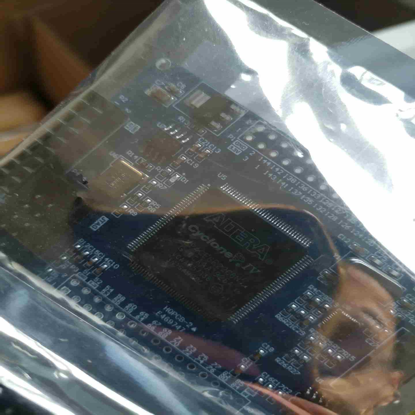 ep4ce6e22c8n 卖芯片开发板2张单价150议价