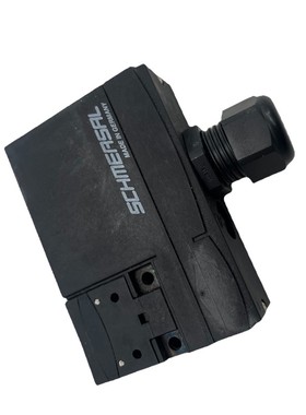 SCHMERSAL AZM 170-11ZKA INTERLOCK SAFETY SWITCH NEW IN BOX