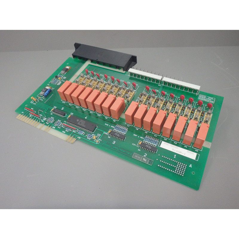 516AR1 - APRIL - 516AR-1 / Relay Board 16 Output 2A Used