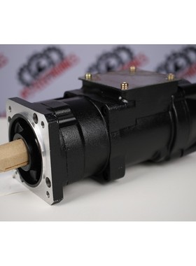 YASKAWA USASGM-03E W2K0M (AC SERVO MOTOR)- 6 个月保修
