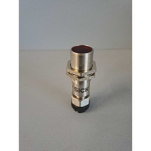 1046537 - SICK - MHTB15-P3367V / Cylindrical Photoelectric S