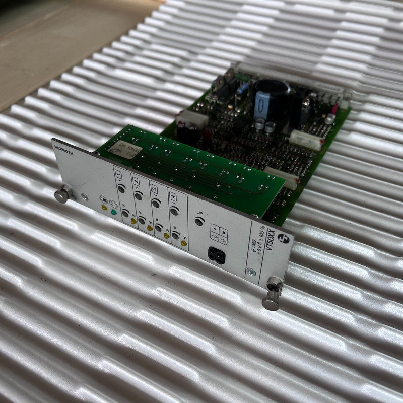 1x Rexroth VT5008-17b R900579494 559190.0030 11110250 Verst?