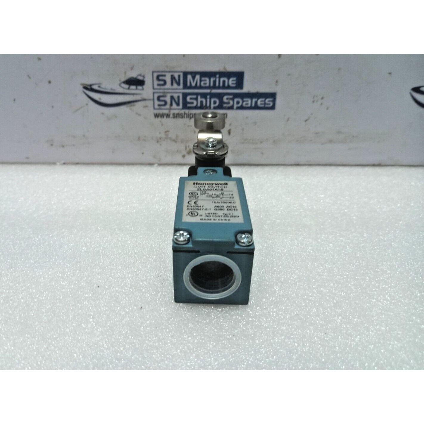 Honeywell ZLCA01A1B Limit Switch AC 15 3A/250V 10A/600V AC