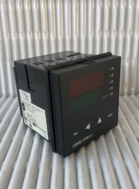 M.K Juchheim dTRON 703030/10-001-000-02 Temperaturregler