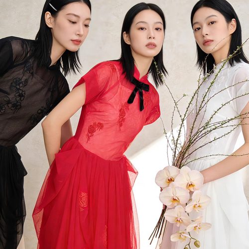 毛哩MOOLY25新款玫瑰宽松连衣裙