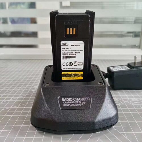 万格VR8810 VR8800 VR8820对讲机充电器 ESC102 适配EB242 EB342