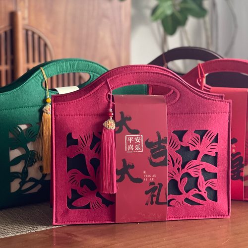 镂空毛毡手提袋礼品包装袋