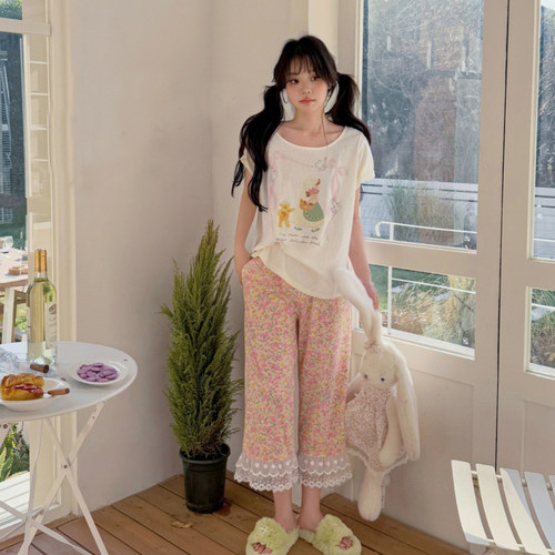 可爱甜美碎花纯棉女士短袖八分裤