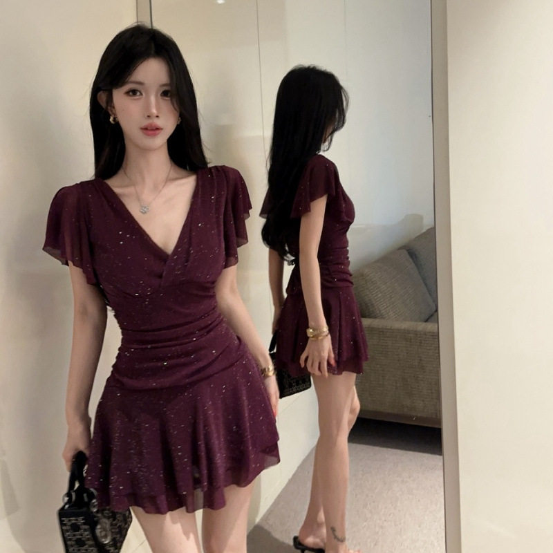 2026新款辣妹性感低胸网纱短袖连衣裙女时尚舒适褶皱短款大摆裙子