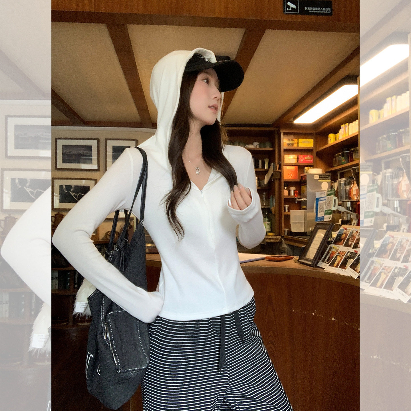 白色韩系拉链连帽修身长袖T恤女2026秋季新款气质打底衫外套上衣