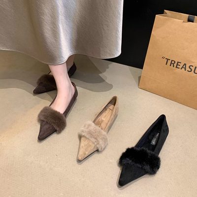 法式毛绒尖头浅口坡跟通勤奶奶鞋