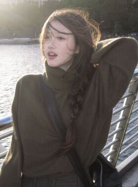韩系慵懒风氛围感洋气超好看军绿色高领针织衫上衣女秋季新款毛衣