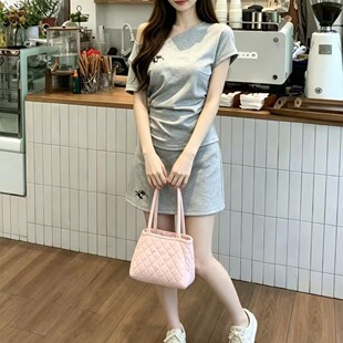 运动套装女夏季学生韩版宽松时尚网红韩系斜肩短袖短裙休闲两件套