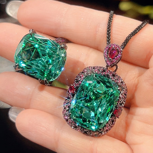 女石15 2025新款 庄生生珠宝铜底镀金仿真鸟巢切帕拉绿复古套装